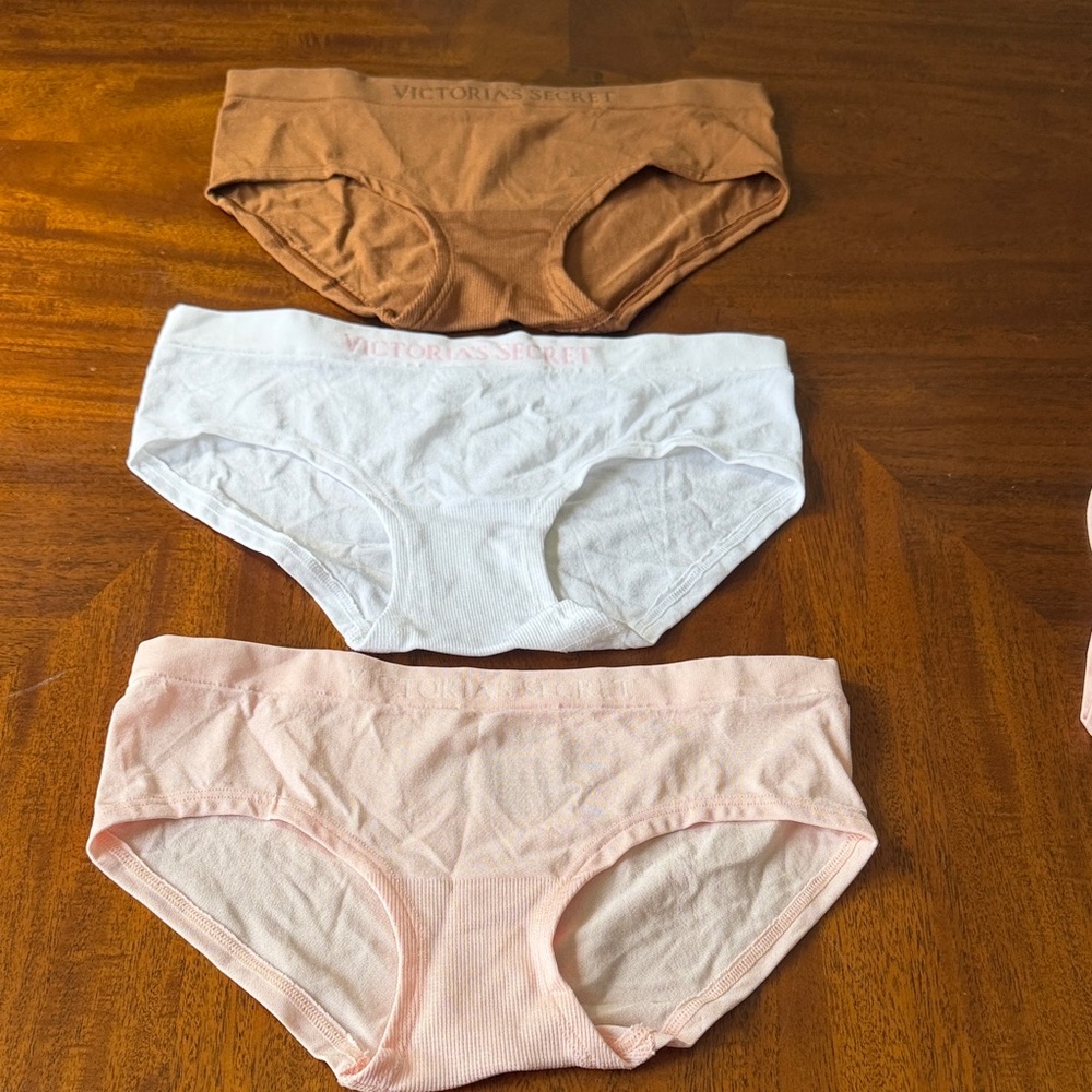 Victoria's Secret women hipster Underwear Trio - Tan, White, Pink